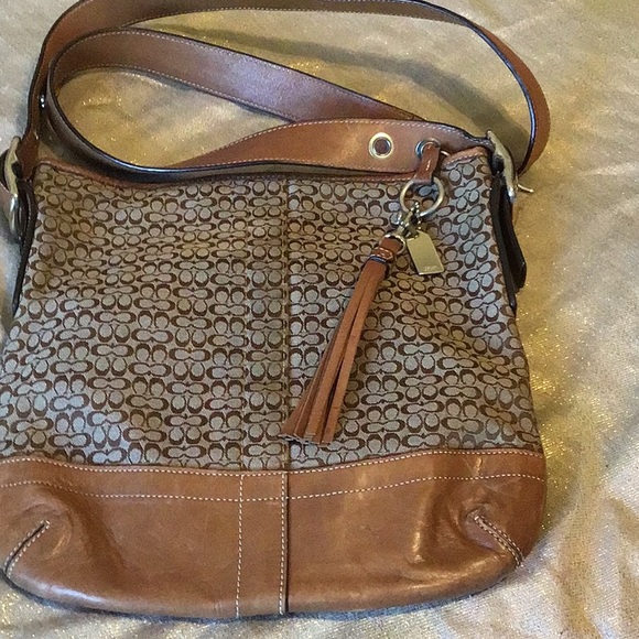 Coach Bags - Picture 2 of 5